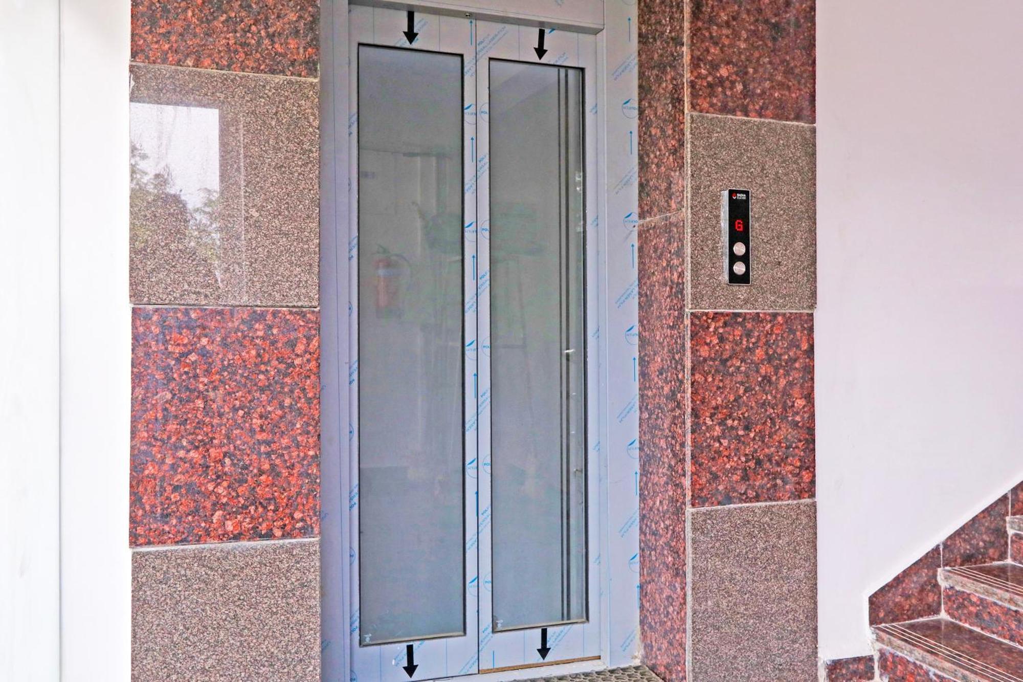 ホテル Super Townhouse Qualia Elite S R Nagar ハイデラバード エクステリア 写真